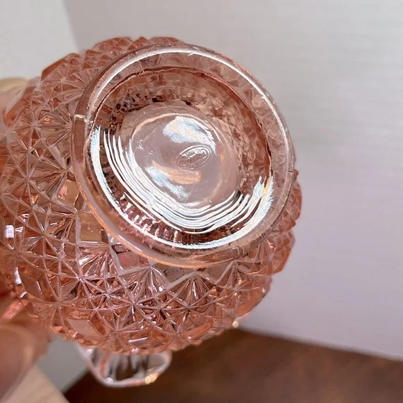 Vintage Fenton Glass Pink Dusty Rose Diamond Star Ruffled Vase – Signed